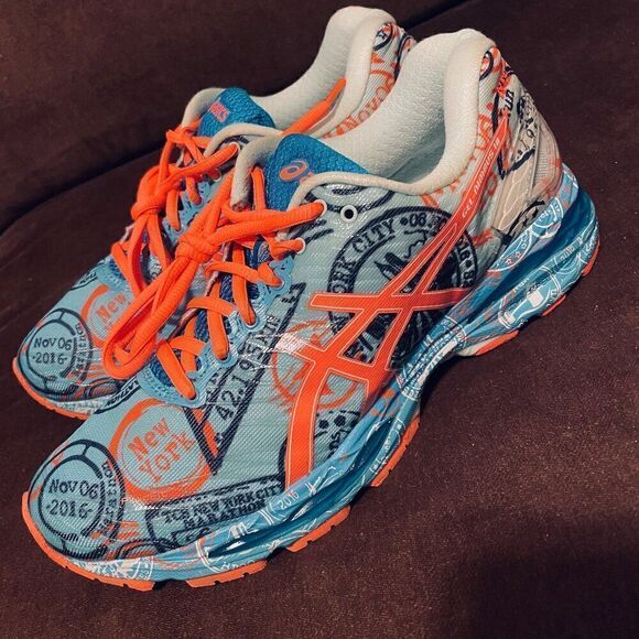 Mint Condition Asics Nimbus 18 NYC marathon limited edition Womens 9 US 40.5 EUR - Picture 3 of 11